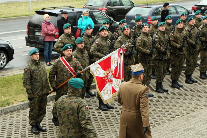 W Lublinie uczcili pamięć zamordowanych w Katyniu (ZDJĘCIA)