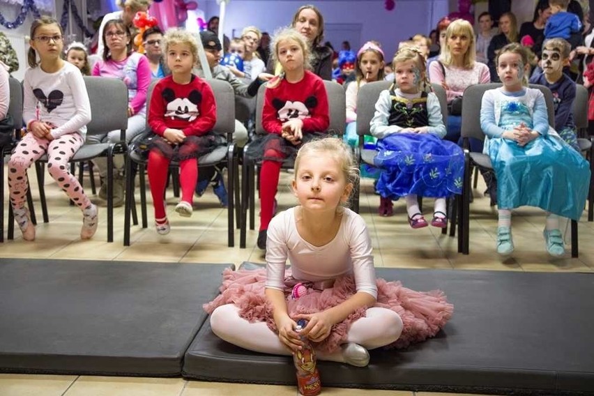 Na  ten specjalny dzień uczniowie przygotowali bajkę o Jasiu...