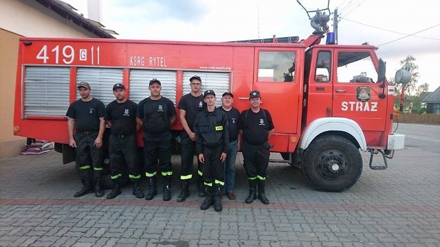 Druhowie z Rytla mają do dyspozycji ponad trzydziestoletniego stara. Auto często się psuje i choć robią, co mogą, by utrzymać go w sprawności, to nowy wóz bojowy bardzo by się im przydał