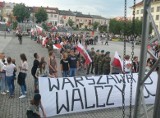 Zbiórka krwi i Żywy Znak Polski Walczącej w Ostrowcu w rocznicę wybuchu Powstania Warszawskiego