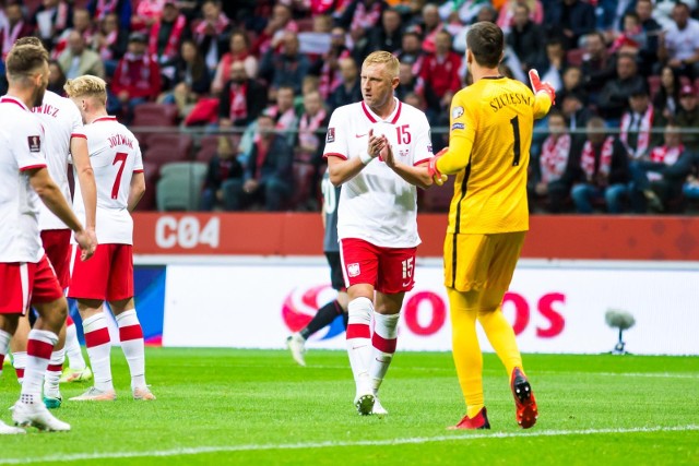 Kamil Glik jako jeden z pierwszych głośno zaprotestował przeciwko agresji na Ukrainę Zobacz kolejne zdjęcia. Przesuwaj zdjęcia w prawo - naciśnij strzałkę lub przycisk NASTĘPNE