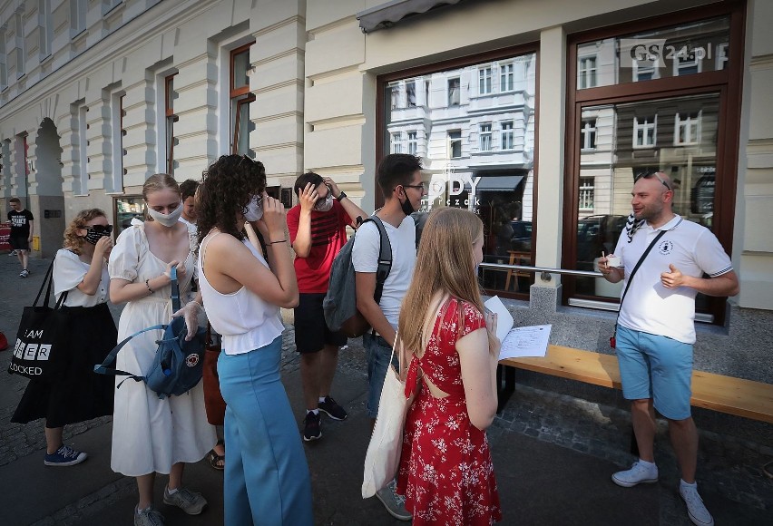 Akademia Morska w Szczecinie zaprosiła maturzystów na lody. Zobacz zdjęcia