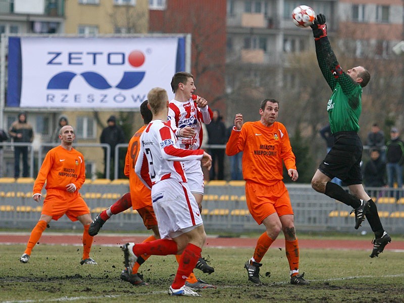 Puszcza Niepolomice -Resovia Rzeszów...