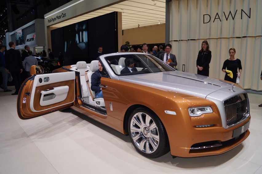 Rolls-Royce Dawn...