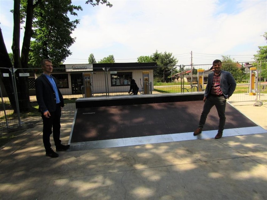 W ostatnich latach skatepark w Brzeszczach był...