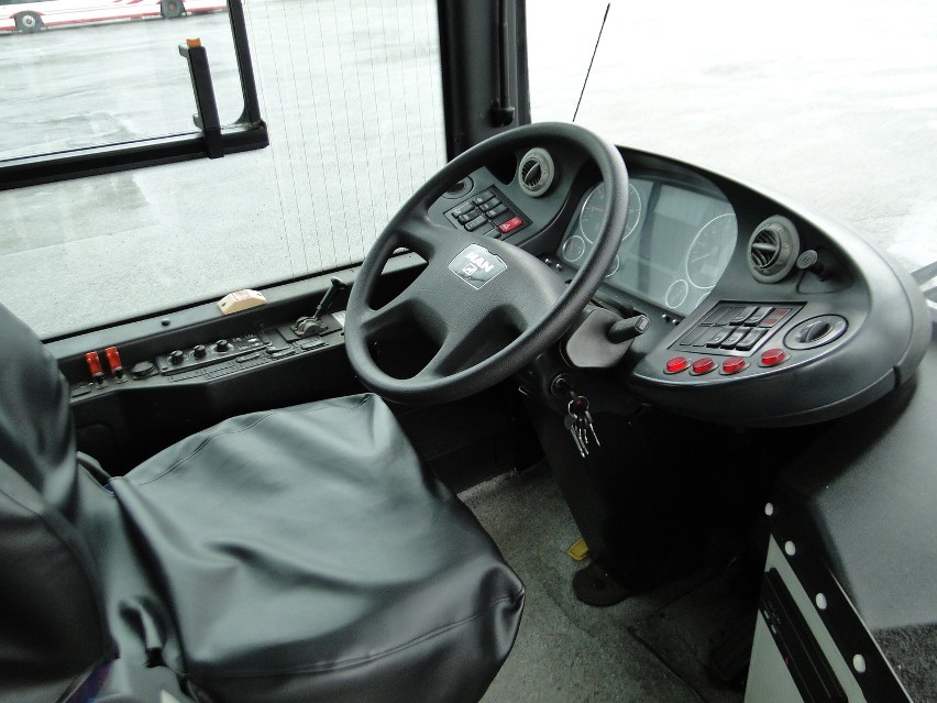 MPK Radom. Używane autobusy zastępują najstarsze przegubowce. Wszystkie są klimatyzowane