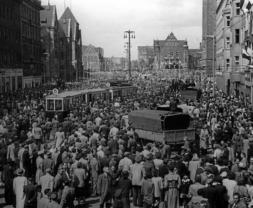 28 czerwca 1956 r. na ulice Poznania wyszło ok. 100 tysięcy...