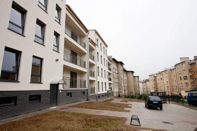 Tysiąc dwieście mieszkań w programie Mieszkanie Plus już się budujeMieszkania w programie Mieszkanie Plus mają być czymś pośrednim między lokalami socjalnymi, a lokalami komunalnymi.