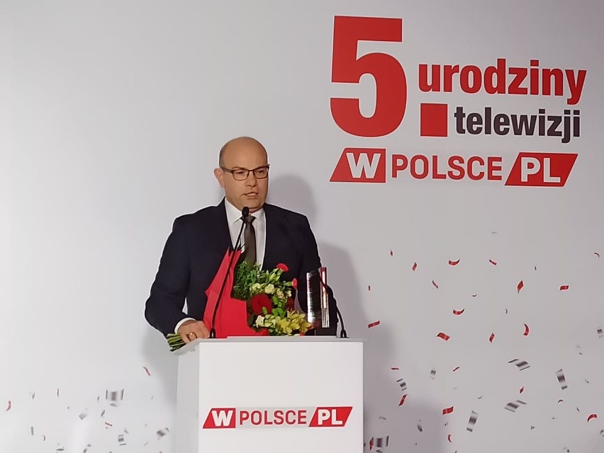 Marszałek Artur Kosicki laureatem nagrody Złotej Kamery podczas gali urodzinowej telewizji wPolsce.pl