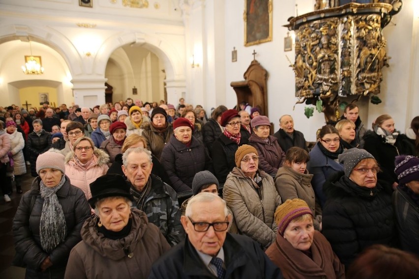 Diecezjalny Dzień Chorych w Sandomierzu z koncertem Haliny Frąckowiak (DUŻO ZDJĘĆ)