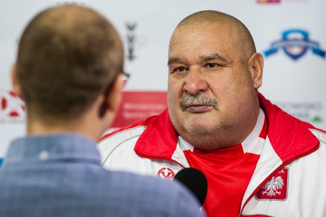 22.11.2014 warszawa hala torwar artur siodmiak camp 2014 pilka reczna krol artur trening nz pawel skrzecz fot szymon starnawski / polskapresse