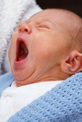 Pleśniawki u niemowlaka, noworodka i dziecka: na języku i w jamie ustnej.  Jakie objawy i czym je leczyć?