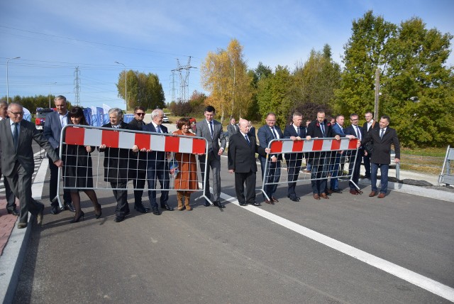 Oddany nowy fragment obwodnicy Skawiny to droga wojewódzka prowadząca w kierunku Kalwarii Zebrzydowskiej