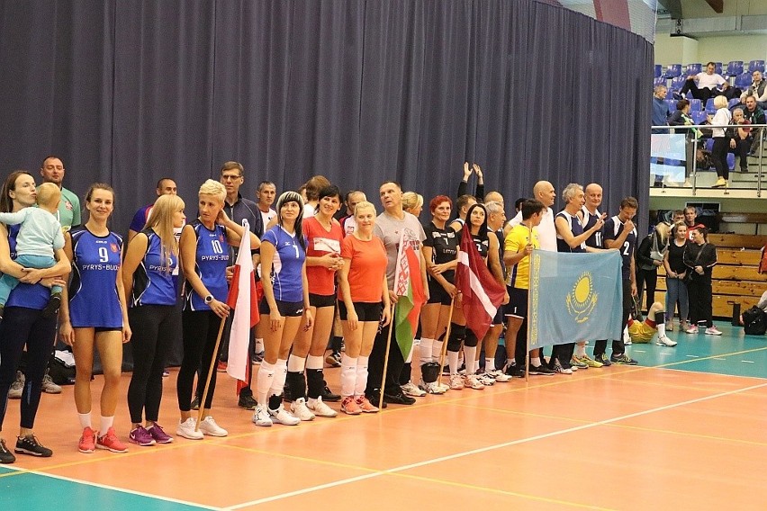 Ostrołęka. Kurpie Volleyball. Siatkówka znów dominuje w hali Gołasia! [ZDJĘCIA]