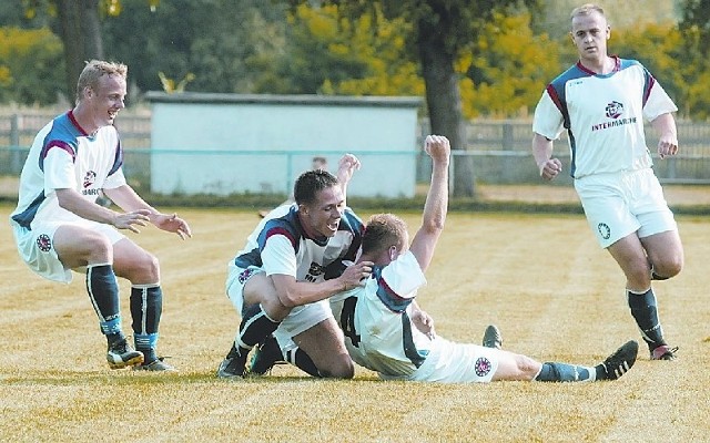 Jeeeest! Po niespełna kwadransie Celuloza prowadziła 1:0 i dała nadzieję kibicom. Niestety, górą byli jednak faworyci.