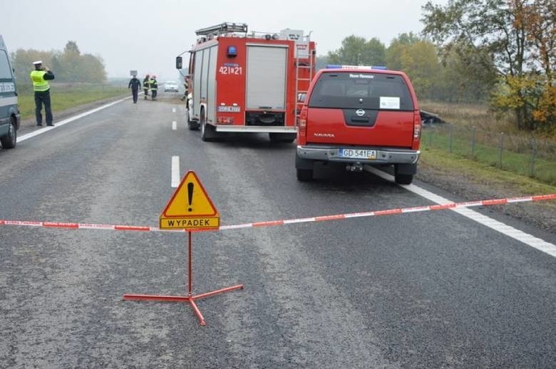 Łodzianin zginął w czołowym zderzeniu z tirem pod Chojnicami