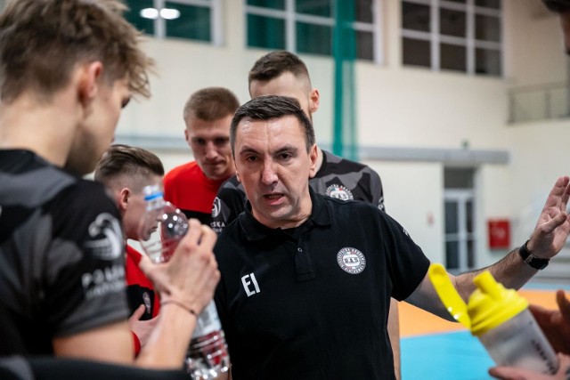 Trener BAS Białystok Eugeniusz Iwaniuk zapowiada, że drużyna w ogóle nie wystartuje w nowym sezonie ligowym.