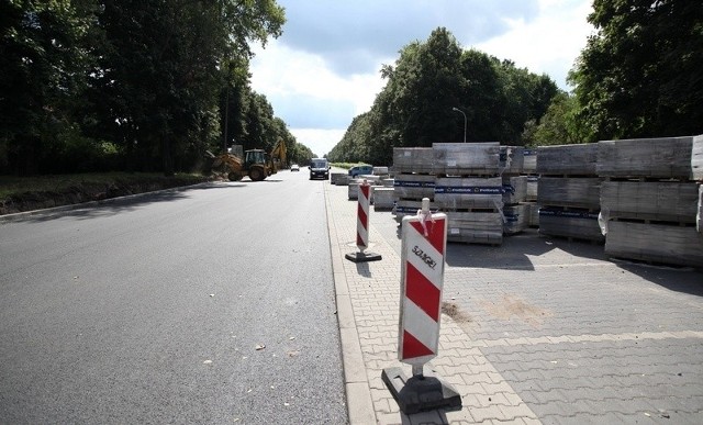 Obecnie zamknięty dla ruchu jest jeszcze odcinek al. Unii lubelskiej, między ul. Srebrzyńską a ul. Konstantynowską.