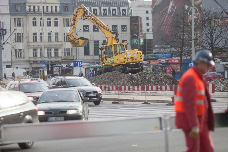 Korki na al. Kościuszki. Ruszyły prace na skrzyżowaniu Kościuszki/Mickiewicza