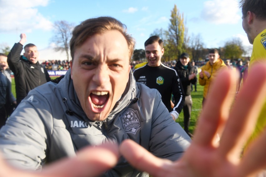 Niesamowite! Piękny sen Lechii trwa! Zielonogórzanie po rzutach karnych pokonali Radomiaka Radom!