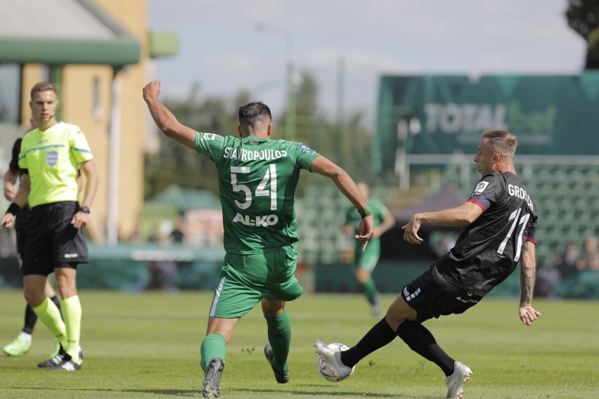 Kamil Grosicki podczas spotkania z Wartą Poznań.