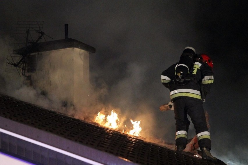 Pożar domu jednorodzinnego w Jeszkowicach (gmina Czernica)
