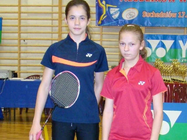 Wiktoria Dąbczyńska (z prawej) dwukrotnie stawała na podium mistrzostw Polski młodzików, Izabela Pajek (obok) raz.