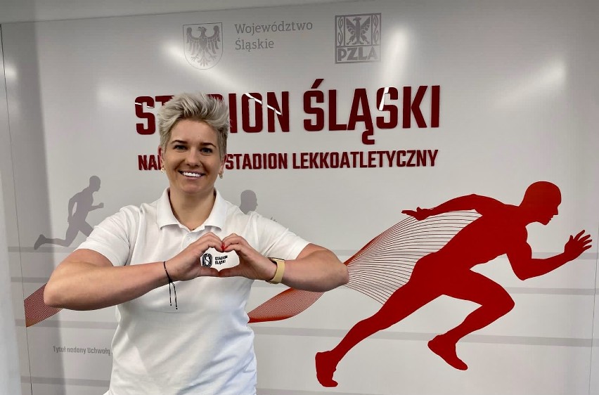 Ambasadorka Stadionu Śląskiego Anita Włodarczyk w Katarze...