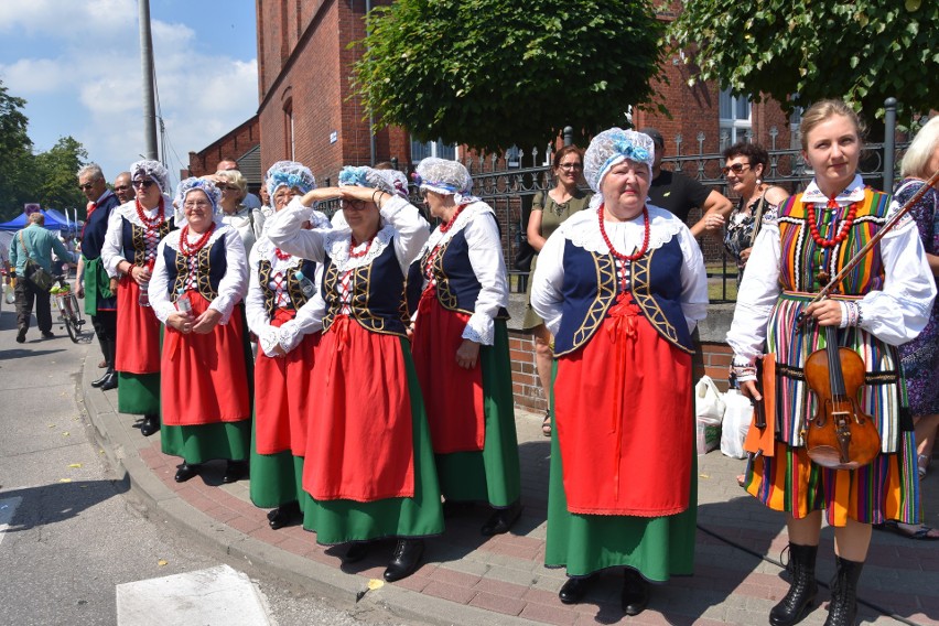 Dla gości jarmarku wystąpił m.in. zespół „Harmonia” z Górska