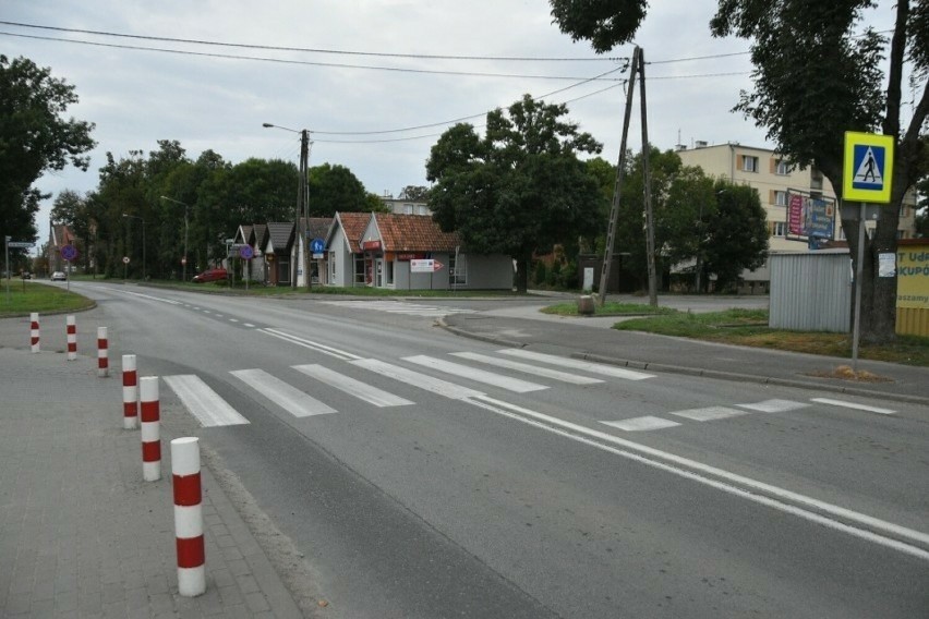 Mieszkańcy Piasków chcą poprawy bezpieczeństwa na przejściu na DK 22