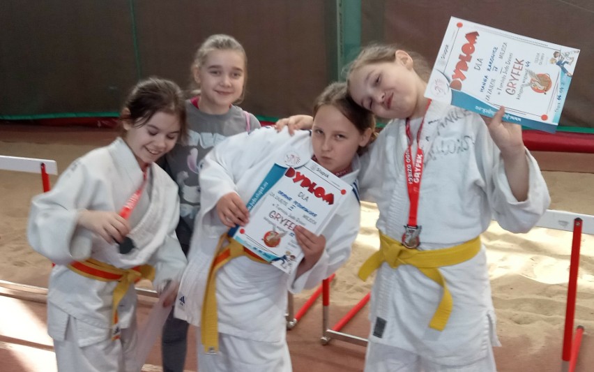 Młodzi judocy z Koszalina na Turnieju Judo Gryfek w Słupsku