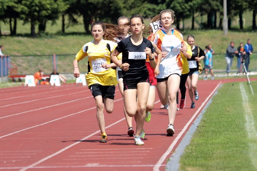 Bieg na 800 metrów dziewcząt