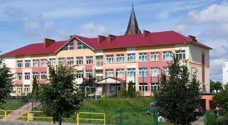 Zespół Szkół Publicznych w Polanowie – śladami absolwentów