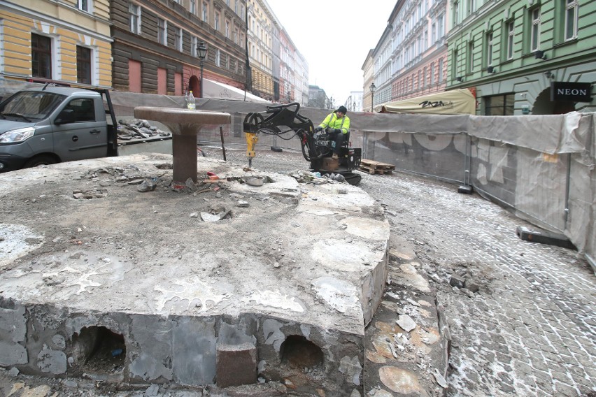 W miejsce likwidowanej fontanny powstanie przestrzeń, w...