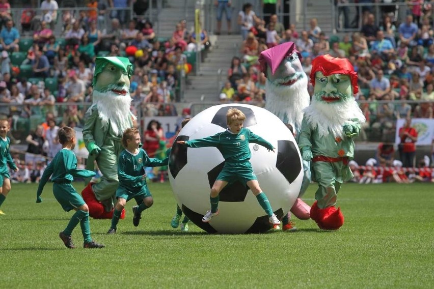 Wrocław: Dzień Przedszkolaka na Stadionie Miejskim (ZDJĘCIA, FILM)