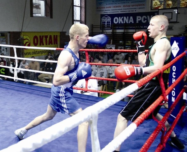 Marek Jędrzejewski wygrał w dwa dni dwie walki. Na zdjęciu podczas IX Memoriału Aleksa Antkiewicza.