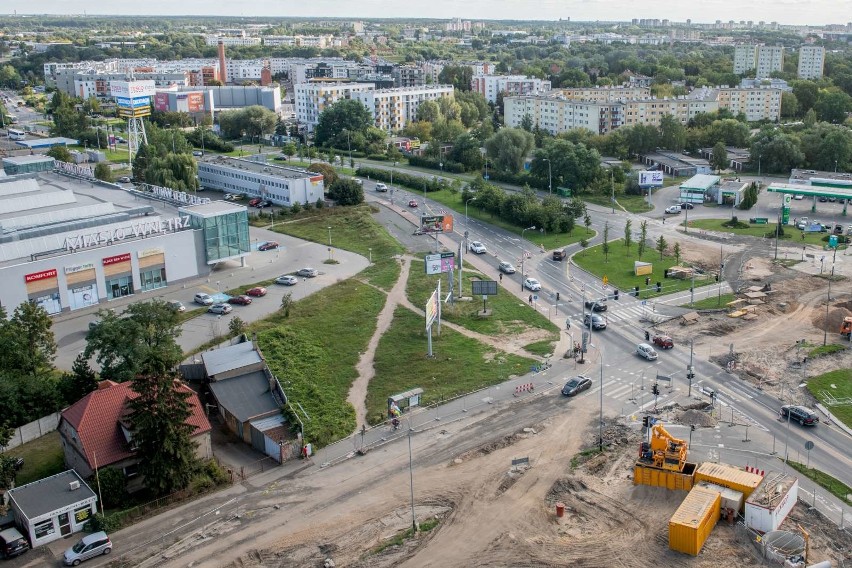 Trwa budowa trasy tramwajowej na Naramowice. Dopiero widok z...