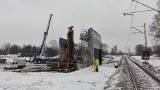 Jaworzno: trwa budowa wiaduktów nad torami kolejowymi na linii Katowice - Kraków ZDJĘCIA i WIDEO 