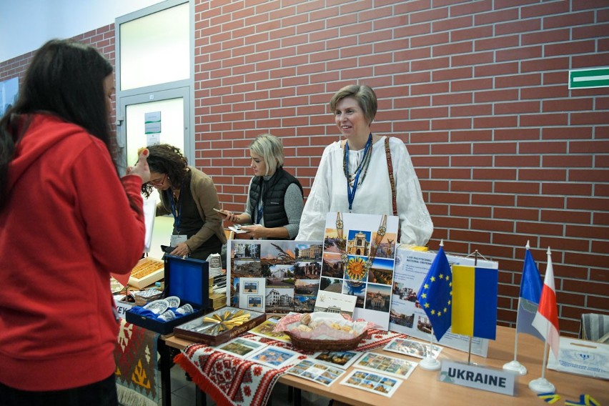 International Training Week na Politechnice Białostockiej. Uczelnię odwiedzili przedstawiciele kilkunastu krajów 