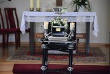 Pogrzeb profesora Stanisława Michalczyka. Naukowiec spoczął na cmentarzu w Czerwionce. Pożegnali go bliscy i współpracownicy z uczelni