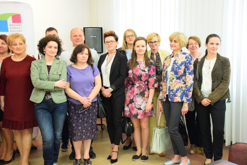 Wojewódzki Ośrodek Animacji Kultury w Białymstoku przyznał...