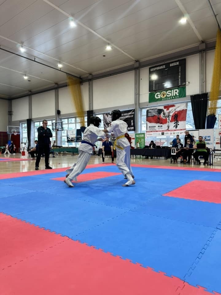 W Zagnańsku odbył się II Ogólnopolski Turniej Karate Kyokushin o Puchar Dębu Bartek. Walczyło ponad 200 zawodników z całej Polski