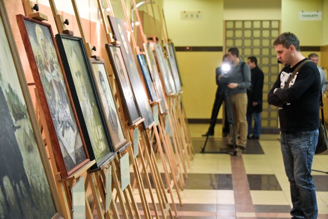 W Podlaskim Urzędzie Wojewódzkim została otwarta wystawa Żołnierze Wyklęci”. Są tu  prace artystów z Towarzystwa Plastyków Polskich w Grodnie istniejącego przy Związku Polaków na Białorusi.