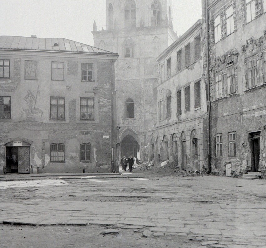 Lublin po II wojnie światowej, lata 1945-47. Widok na Wieżę...