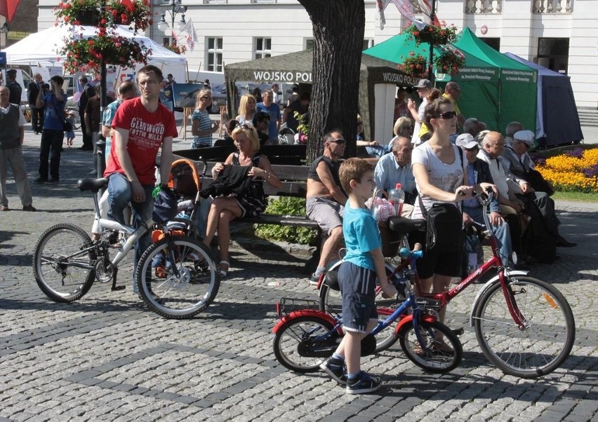 Dzień z Mundurem - piknik ze słuzbami mundurowyni