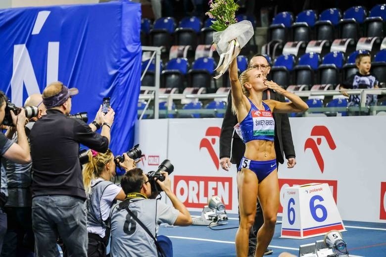 Justyna Święty-Ersetic pobiła w Toruniu rekord Polski na 400...