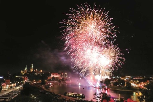 Sztuczne ognie zabłysną o godz. 22.30 na Bulwarze Czerwieńskim