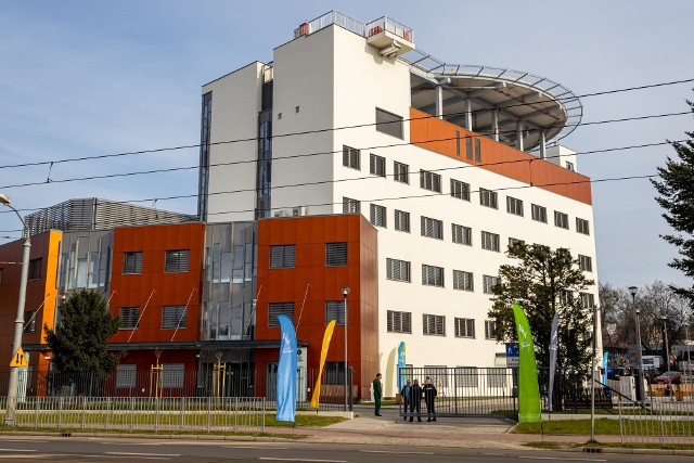 Budynek, który w całości zajmą oddziały zakaźne Szpitala Wojewódzkiego przy ul. Arkońskiej w Szczecinie, jest już gotowy
