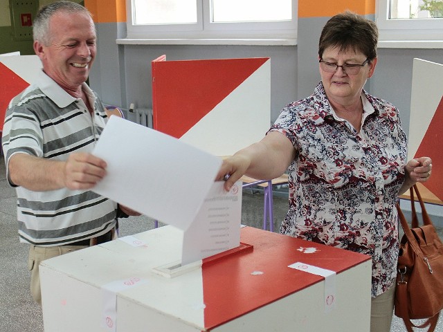 Bogusława i Ryszard Janc z Grudziądza głosowali w lokalu na osiedlu Strzemięcin