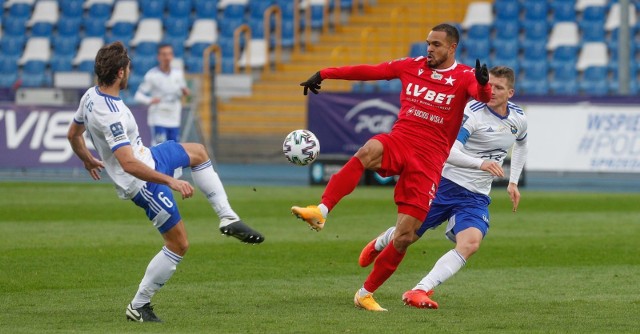 Felicio Brown Forbes w najbliższej kolejce nie powiększy swojego dorobku bramkowego. Napastnik Wisły Kraków nie zagra z Rakowem Częstochowa